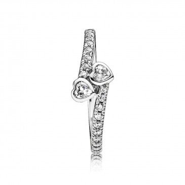 Anello due cuori scintillanti