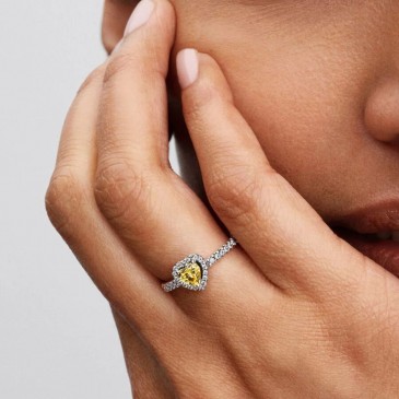 ANELLO CUORE IN RILIEVO GIALLO