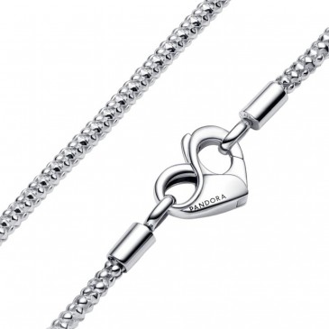COLLANA MAGLIA GEOMETRICA CON CHIUSURA A CUORE