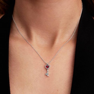 COLLANA CHIAVE CON CUORE ROSSO