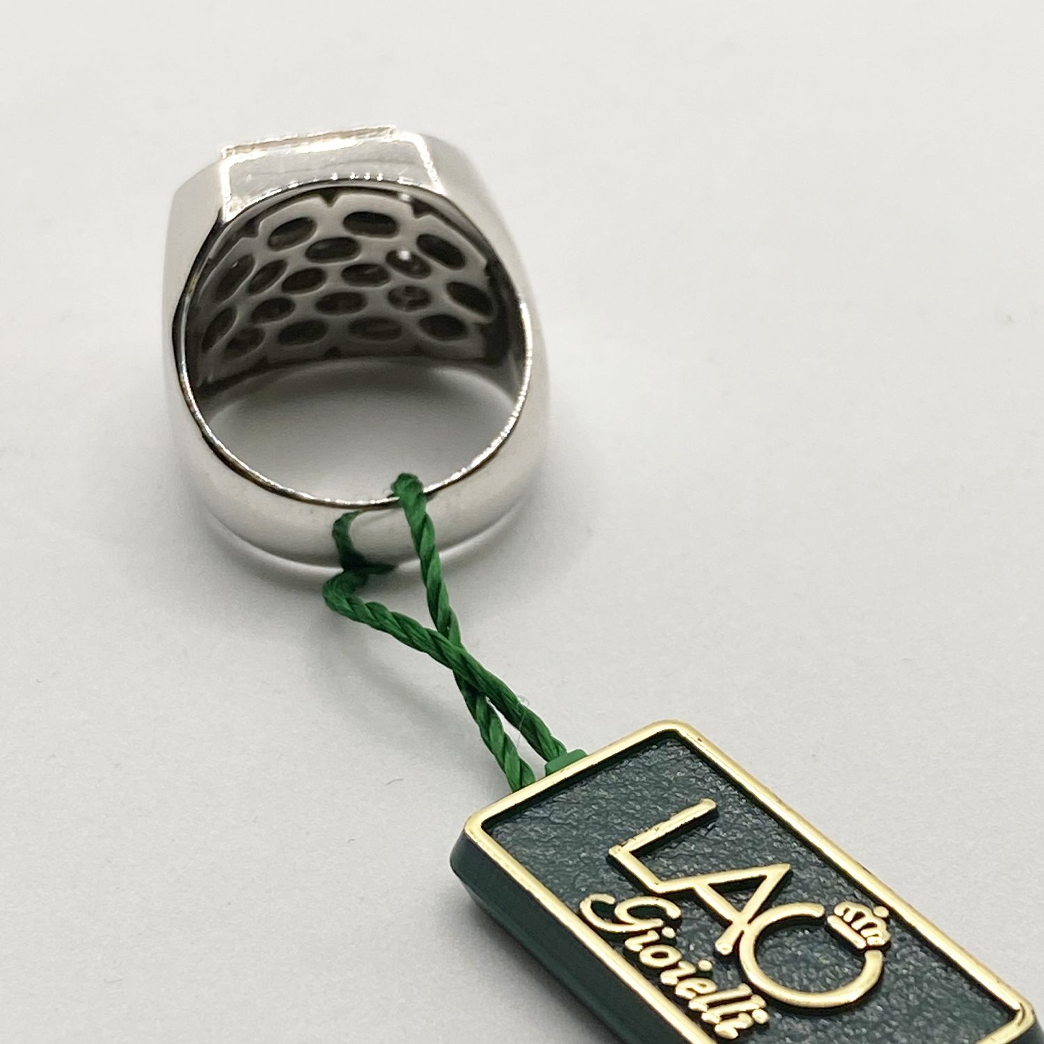 Anello uomo brillanti e oro bianco