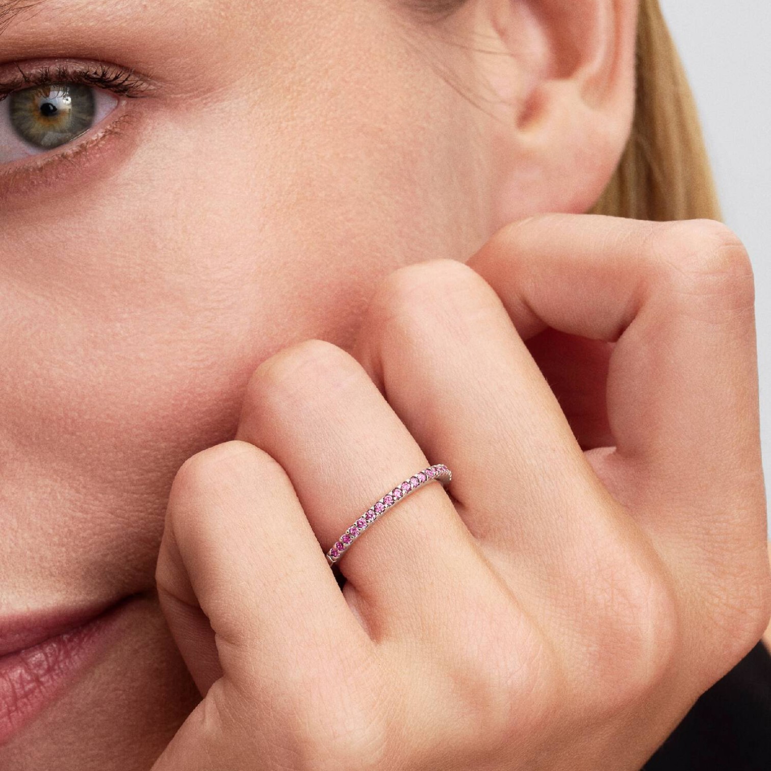 ANELLO PAVÉ FASCIA SOTTILE ROSA