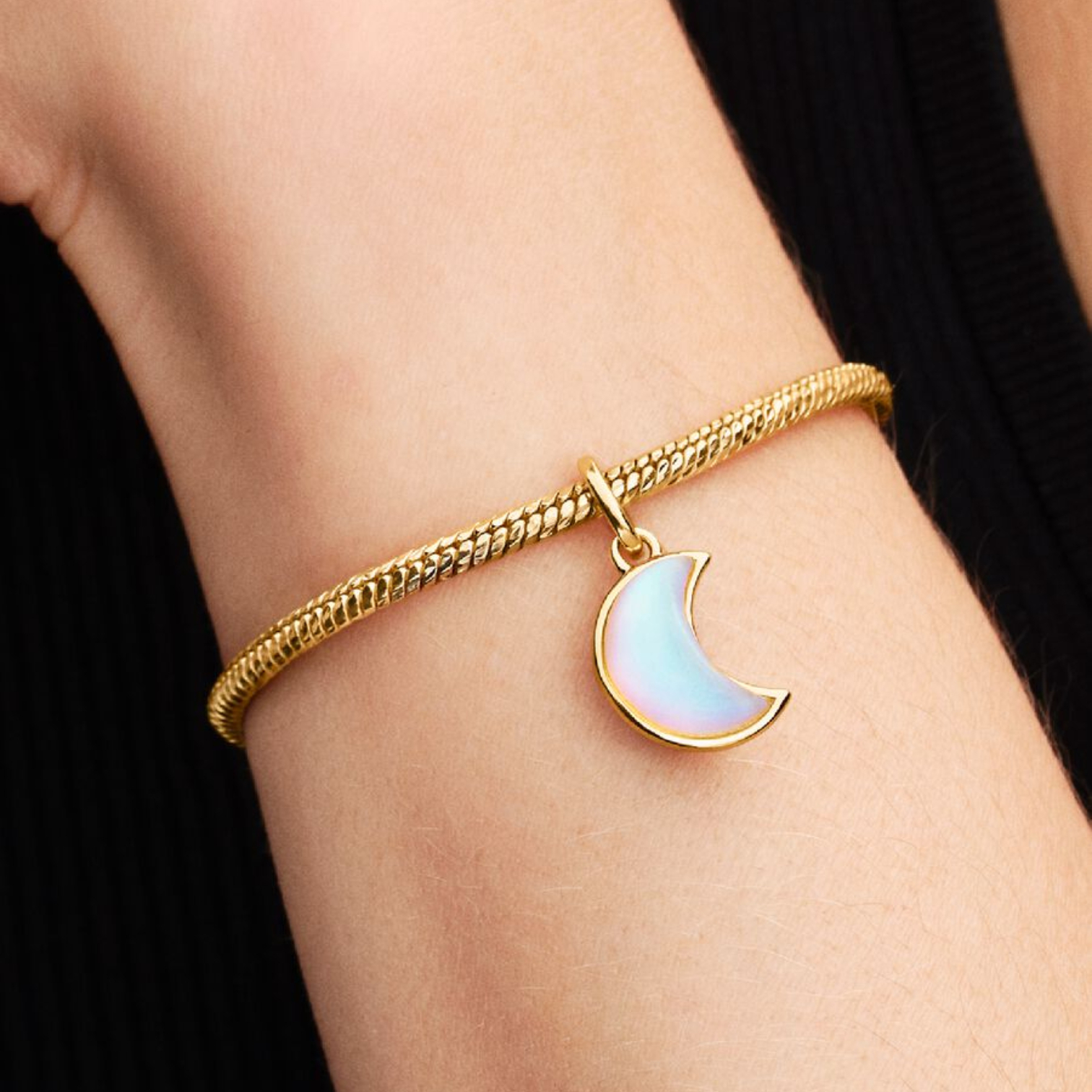 BRACCIALE MAGLIA SNAKE SFACCETTATA CON CHIUSURA A CUORE