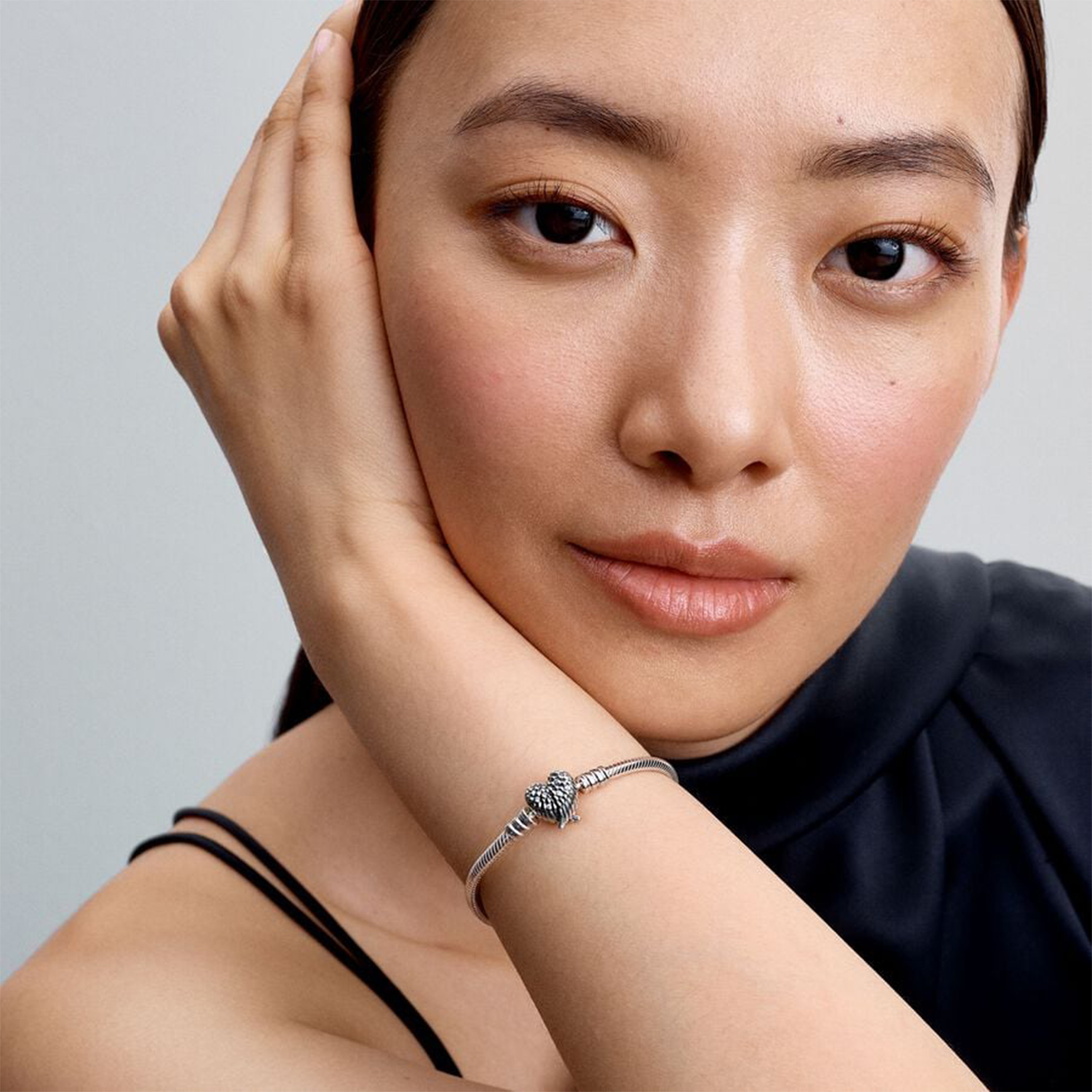 BRACCIALE CON CHIUSURA A CUORE E ALI D'ANGELO
