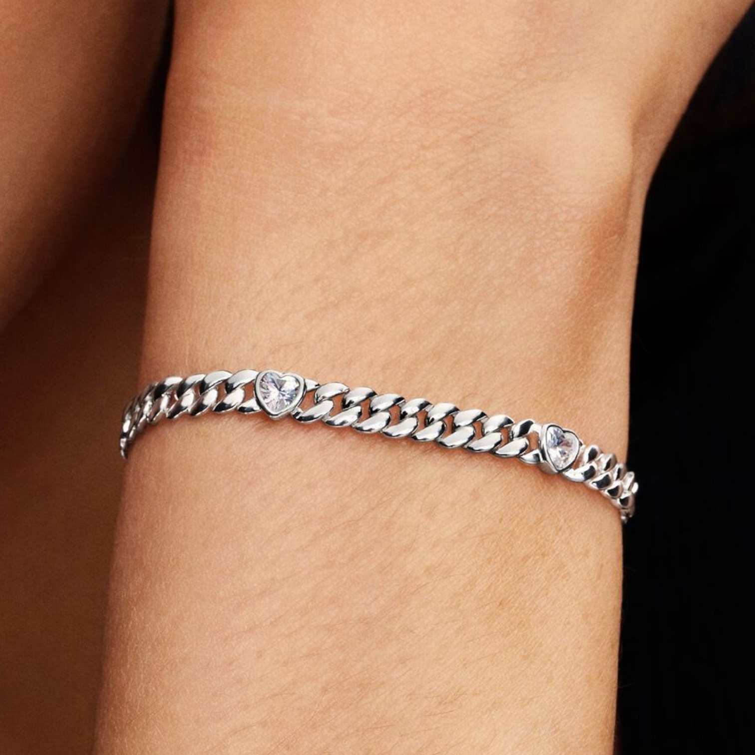 BRACCIALE CATENA MAGLIA CUBANA CON CUORI